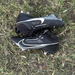 Nike vapor edge football cleats