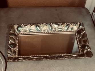 Vanity tray