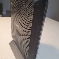 NETGEAR Wifi Modem/Router 