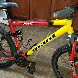 Giant Xtc,26"disk breaks, Med