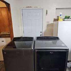 WHIRLPOOL STAINLESS STEEL WASHER AND DRYER SET BOTH ELECTRIC XL CAPACITY 5.3 CU GOOD CONDITION HEAVY DUTY DELIVERY AVAILABLE FOR EXTRA FEE WE DO REPAI