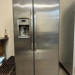 Stainless Steel Side-by-Side Refrigerator – Ice & Water Dispenser – Working
