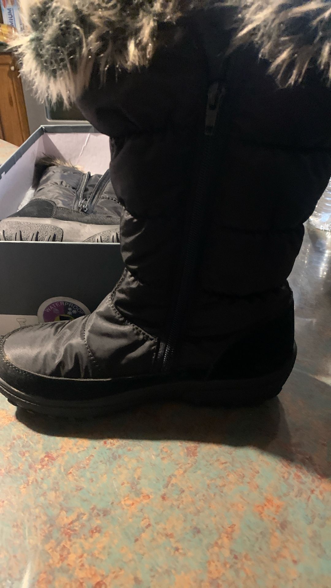 Brand New Women’s Boots 