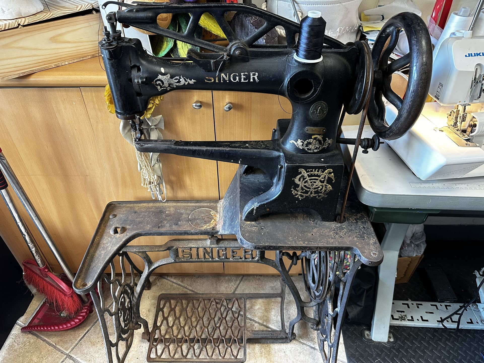 sewing machine