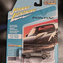 Johnny Lightning  Classic Gold Collection.  1984 Pontiac Firebird  T/A