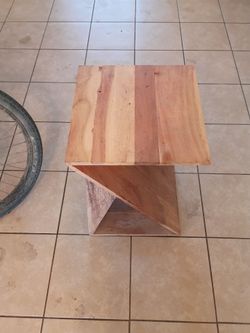 Beautiful Modern twist white Cedar table stand.
