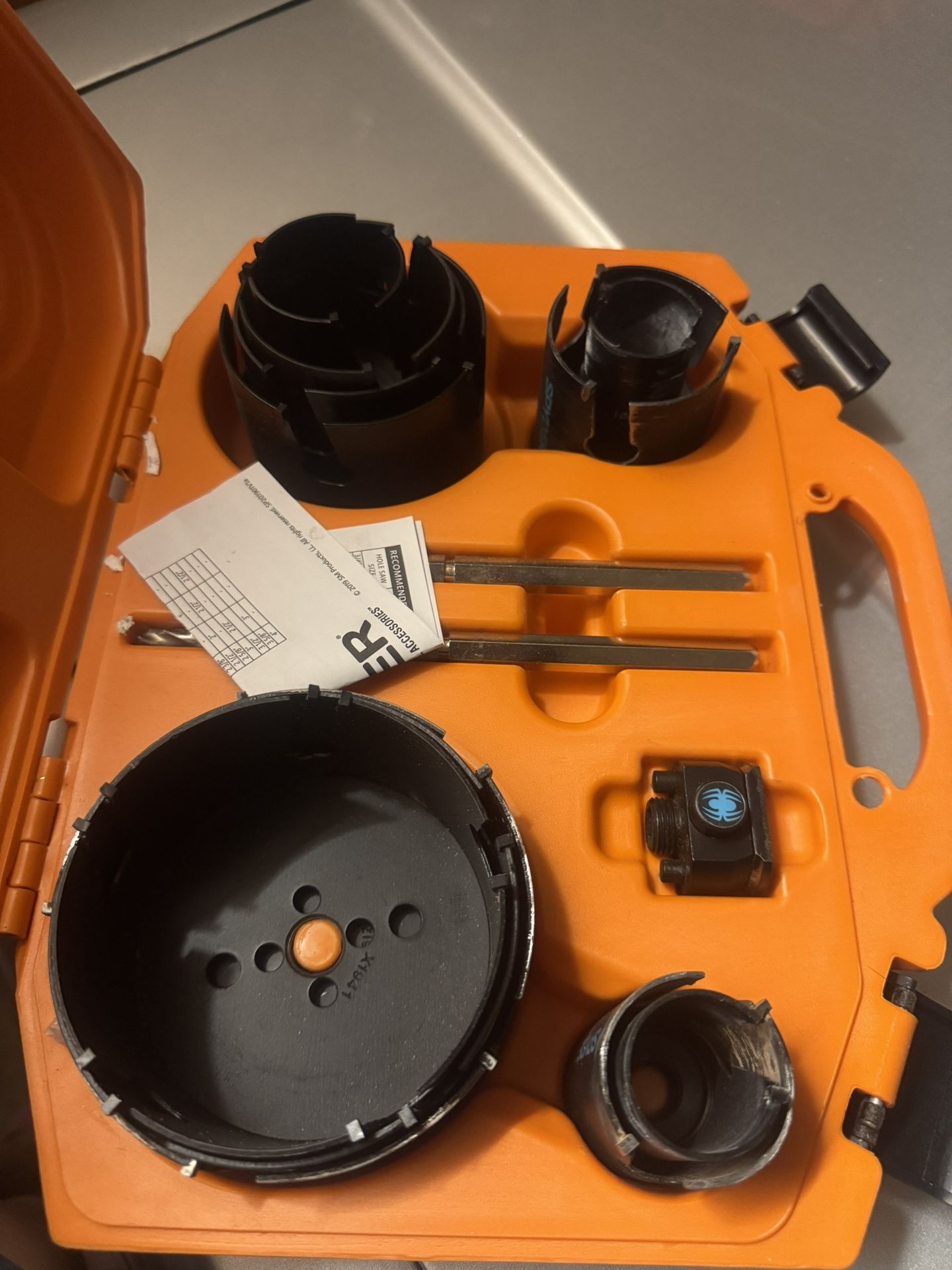 Spyder 14 Piece Tungsten Carbide Tipped Wood-Masonry Hole Saw Set