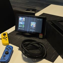 Nintendo Switch Fortnite Edition + Smash Digital + Super Mario Bros Physical – Like New! 