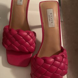 New Steven Madden Pumps