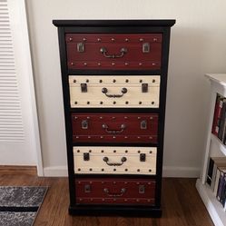 5 Drawer Dresser - Rustic/Vintage