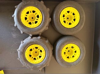 Trax tires
