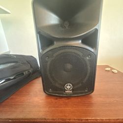 Yamaha Stagepas 400bt Speaker + Portable PA system 