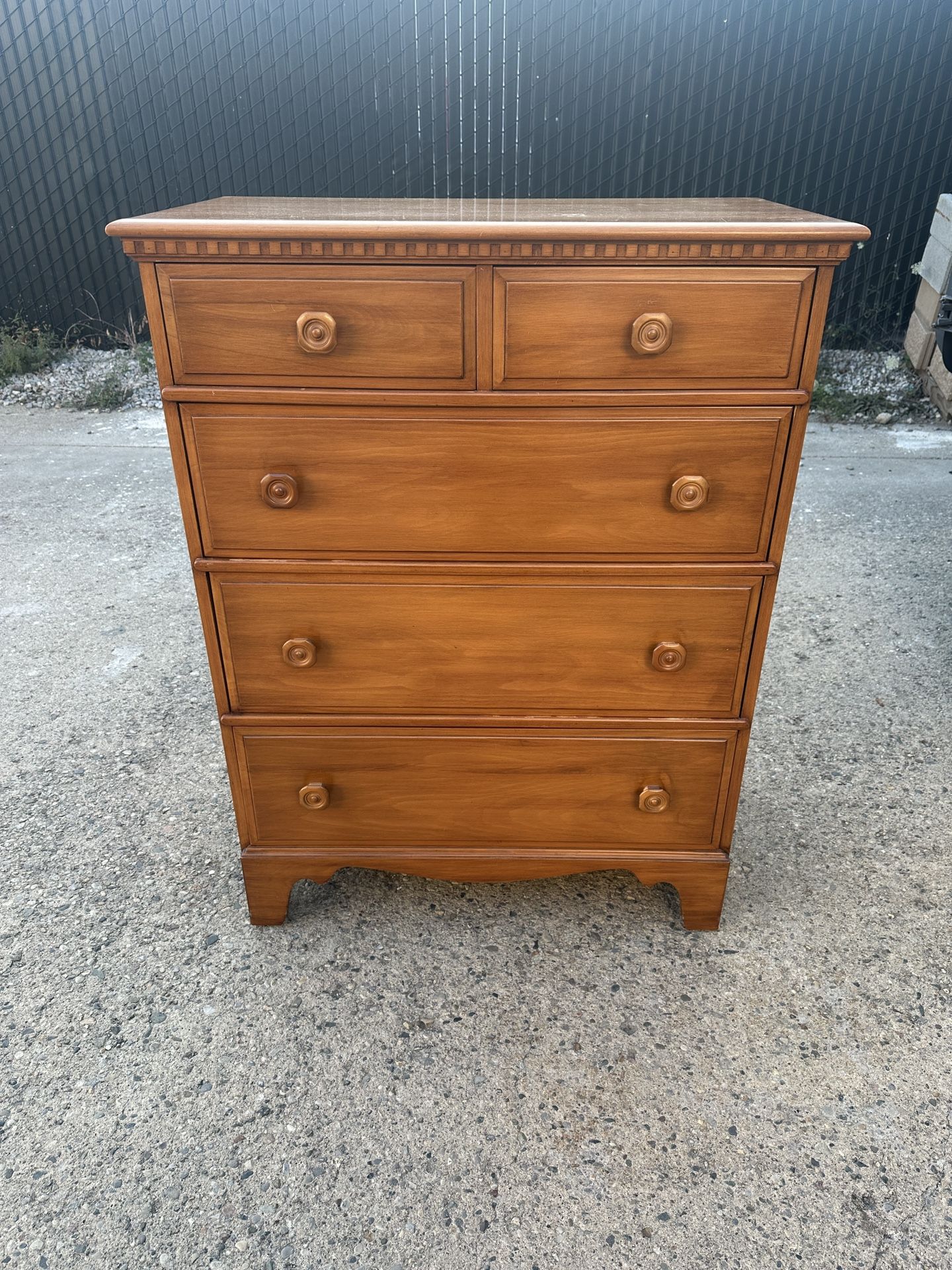 Vintage Davis Cabinet Company Maple & Beech Wood Colonial Revival Early American Highboy Dresser Chest 🚚 Mid Century MCM Estate Sale Furniture 