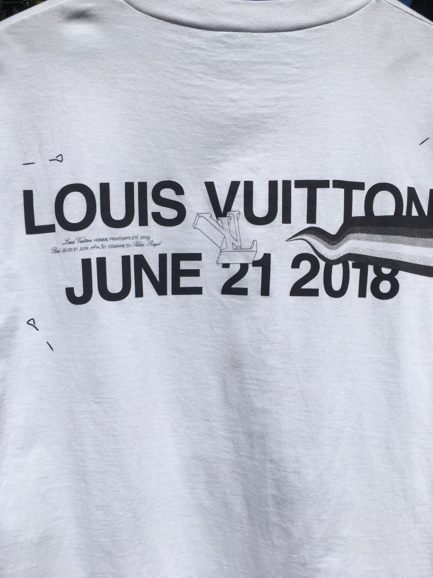 Louis Vuitton Monogram Gradient T-Shirt Noir/Black for Sale in Hialeah, FL  - OfferUp