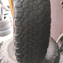 Used Used Set BFG All Terrain 37 1250 17 Lt