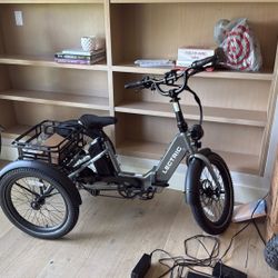 Brand New Never Used No Miles Lectric E Bike Trike 