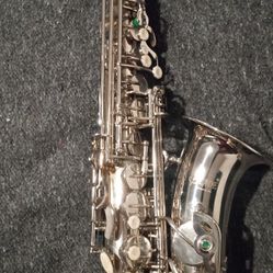 Saxophone 