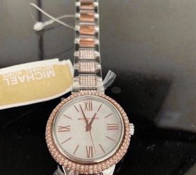 NEW WOMENS MICHAEL KORS WATCH