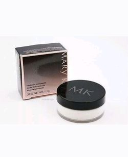Mary kay translucent loose powder