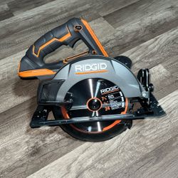 RIDGID 18V OCTANE BRUSHLESS 7-1/4” CIRCULAR SAW