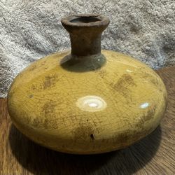 Ceramic Mustard Yellow Single Mini Flower Vase exc condition 