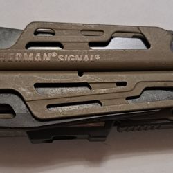 Leatherman Signal Multi Tool 