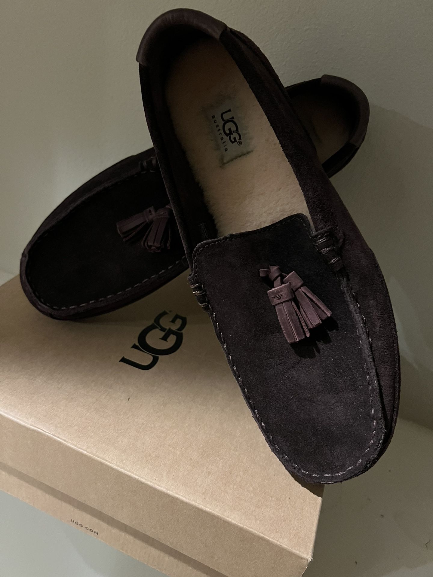 New UGG Australia Men’s Slippers Suede Brown Size 11