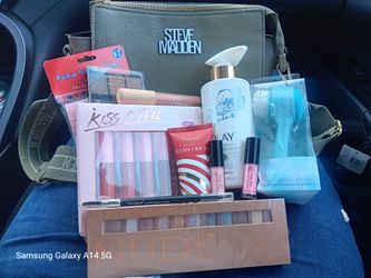 Purse AN Makeup Bundle