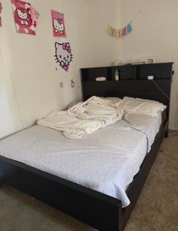 Queen bed