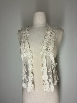 Ivory Lace Open-Front Vest Top