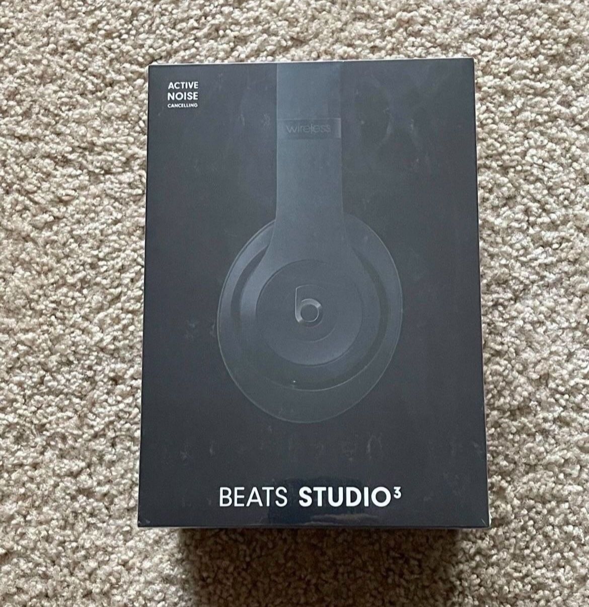 Beats By Dre Studio 3 **NEW**