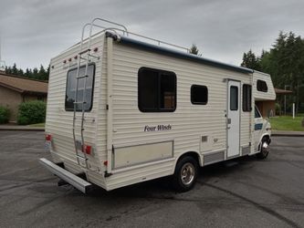 Chevrolet 23 FT RV C30 Low Miles Clean Title for Sale in Tacoma, WA ...