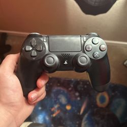 PS4 Controller 