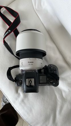 Canon Mirrorless Camera with 70-200mm Lens