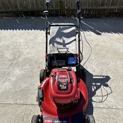 TORO recycler 22 self propelled lawnmower with bag