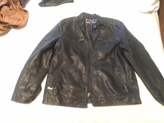 Men’s black leather jacket SIZE L