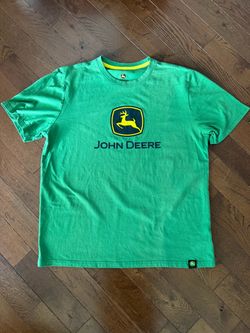 Like New Men’s LARGE John Deere Green Logo T-Shirt