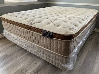 King organic cloud edition Europillow top 12inch Matres!!