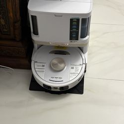 Shark Power Detect 2-in-1 Robot Vacuum And Mop With Never Touch Pro