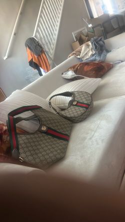 Both bags together 700 or obo tags in the bag