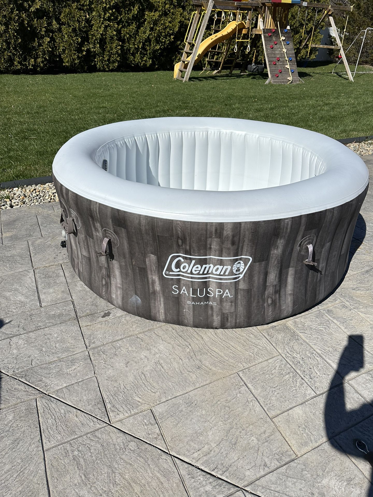 Coleman Inflatable Hot Tub/Cold Plunge