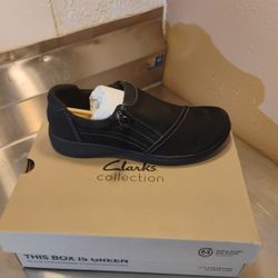 NIB Clarks Collection Carleigh Ray Black Nuback Noir 8 1/2M LEATHER