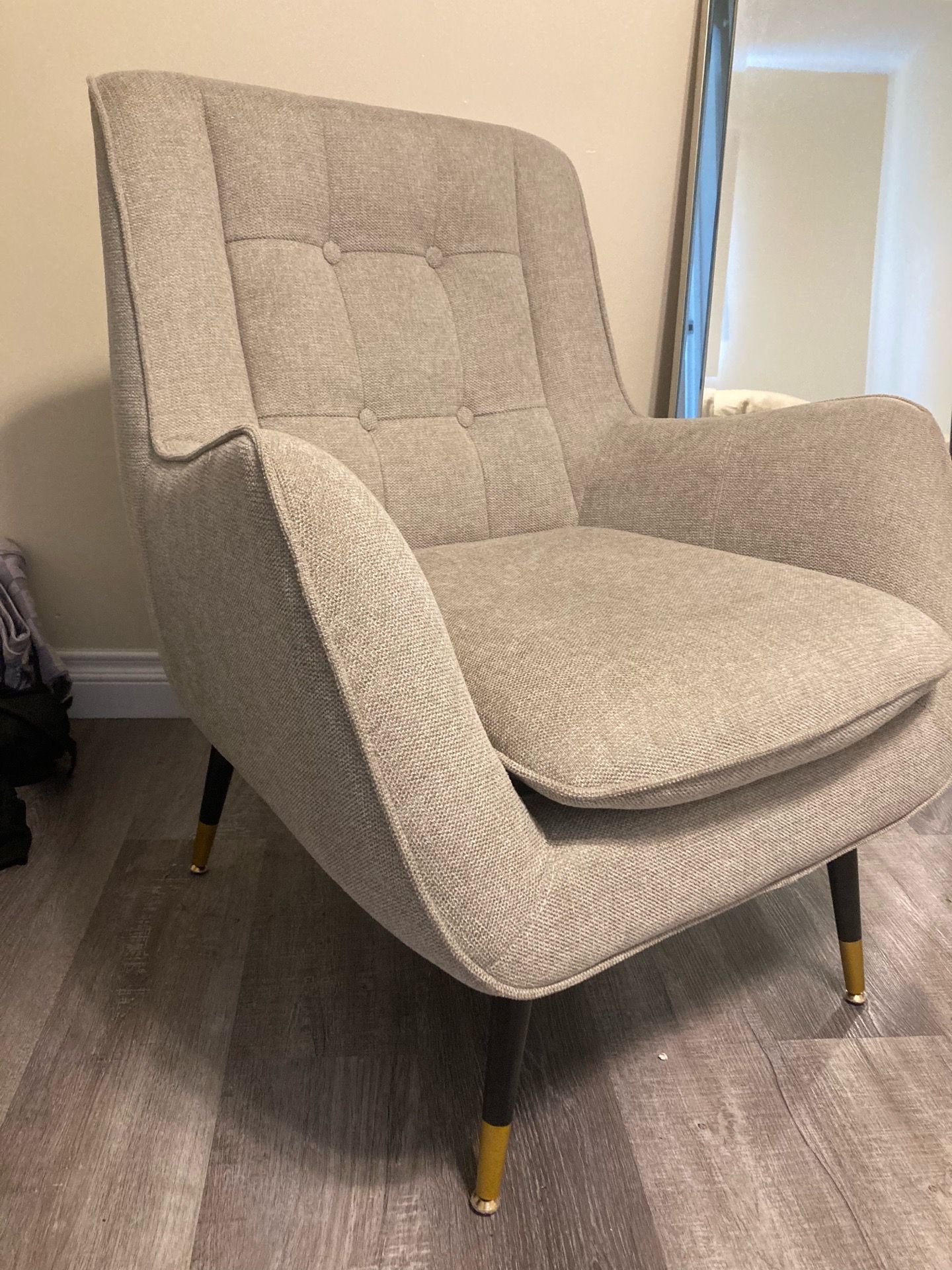 Arm chair (Moving Sale)