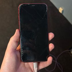 (cracked) Red iPhone 11