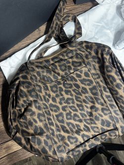 Small leopard gym bag