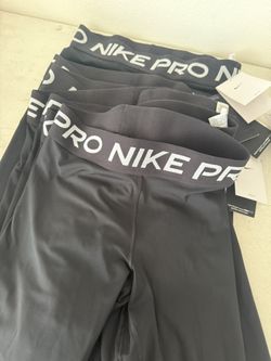 Nike Pro