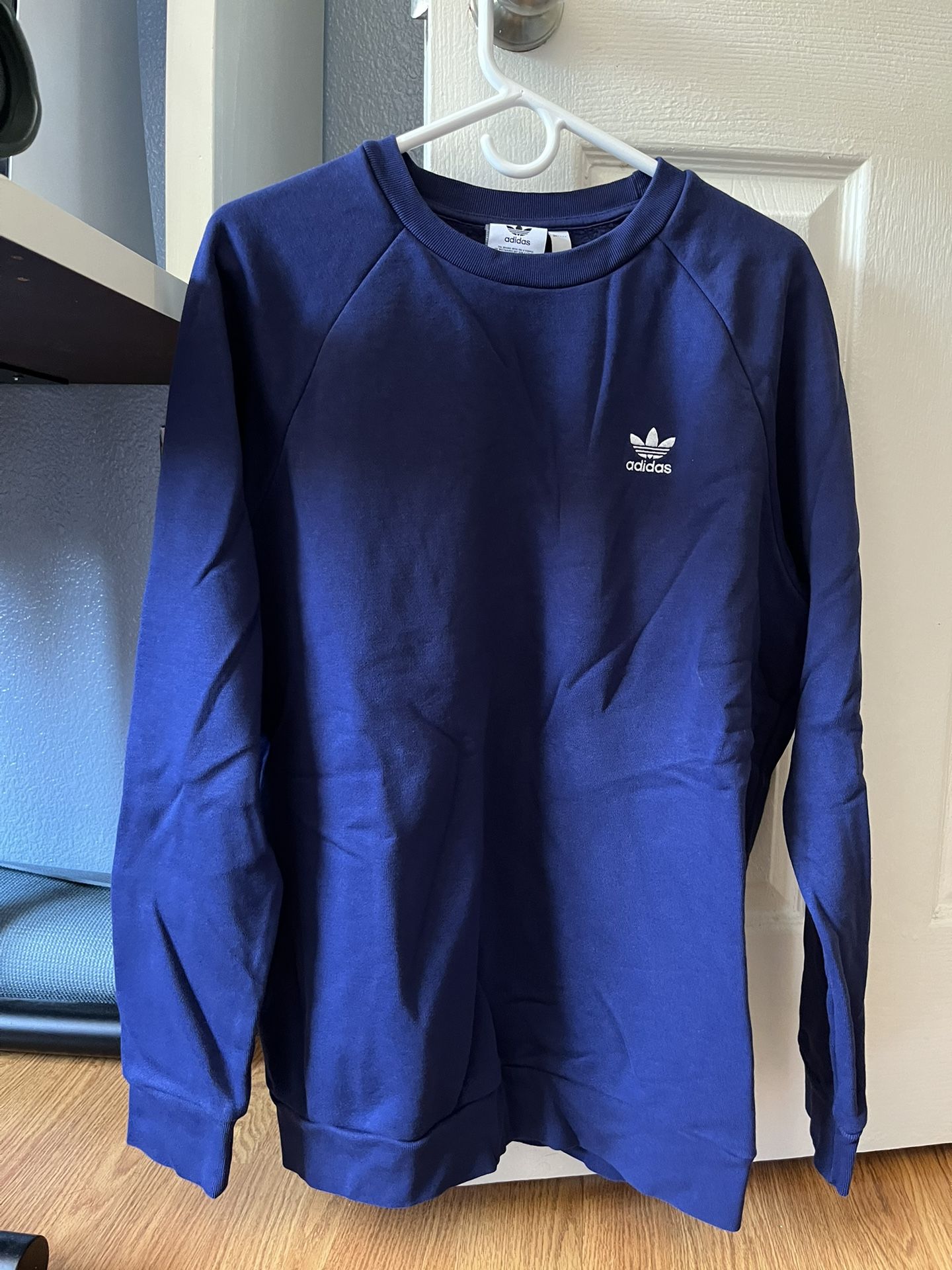 Adidas Sweatshirt