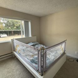 Bed Railings For Queen Bed ⚠️ MOVING OUT SALE