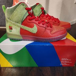 SB DUNK HI Nike