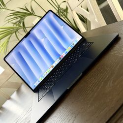 Apple MacBook Pro 15-inch M4 24GB, 512GB Brand New !! $1450